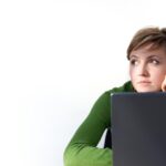 Kiedy kwitnie wiśnia w Japonii? Przewodnik po sezonie kwitnienia